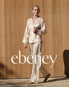 [2025.04.13] stephanielavaggi_491441653_18500073145011073_1753885138533368801_n.jpg