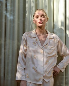 [2025.04.13] stephanielavaggi_491446804_18500073136011073_6719326883394274149_n.jpg