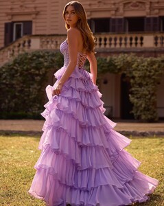 [2025.07.27] sherrihill_522656880_18530381119046023_6650560698344836957_n.jpg