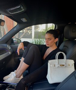 [2025.07.31] sarasampaio_526066854_18524579251058288_2257616843596872516_n.jpg