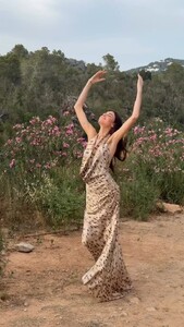 [2025.08.02] celinebethmann_DM2q5TKMBTu.jpg