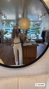 [2025.08.02] katelove_3690496408739712808.jpg