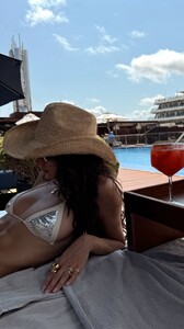 [2025.08.03] brunalirio_3691082418412006230.jpg