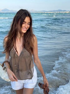 [2025.08.03] celinebethmann_527194732_18355509586158308_6072972009122489247_n.jpg