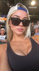 [2025.08.03] livvydunne_3691250881031657612.jpg