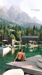 [2025.08.04] helenowen_3692230743040256948.jpg