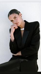 [2025.08.05] sarasampaio_3692704810744665472.jpg