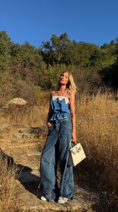 [2025.08.07] hoskelsa_3694325310131808654.jpg