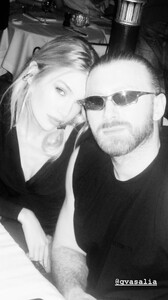 [2025.08.09] stellamaxwell_3695760932900864352.jpg