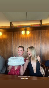 [2025.08.10] scarlett.mayer__l3fleur__3695981778020839384.jpg