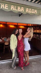 [2025.08.10] scarlett.mayer__l3fleur__3696015043180091107.jpg