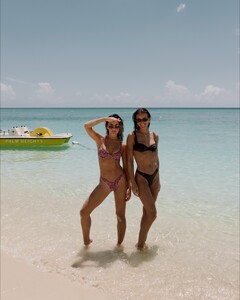 [2025.08.13] helenowen_532333326_18513044290019170_7053532302642387582_n.jpg