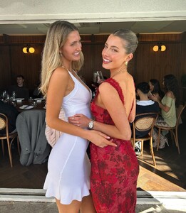 [2025.08.14] lindsaydemyan_533388780_18519125509021010_6527419520410968535_n.jpg