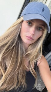 [2025.08.17] katelove_3701292491432365533.jpg