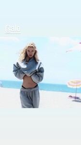 [2025.08.21] stellamaxwell_3704056501757238786.jpg