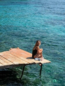 [2025.08.23] barrefaeli_537913366_18526433386041153_8563514652241760097_n.jpg