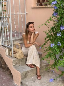 [2025.08.23] haileygrice_538153779_18526803271016781_2111012358368167245_n.jpg