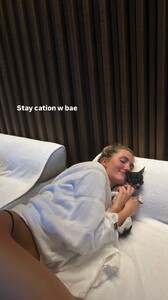 [2025.08.23] lindsaydemyan_3705942641337458123.jpg