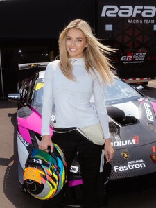 [2025.08.23] lindsaymariebrewer_538491559_18521734987023234_1216742094284557461_n.jpg