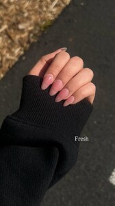 [2025.08.24] ellaayalon_3706684008577773579.jpg