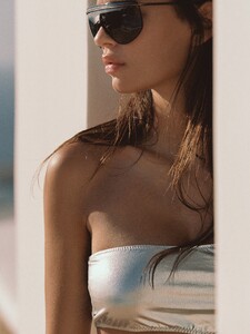 [2025.08.27] bikinilovers_539930172_18526561171056074_5767002533507078924_n.jpg