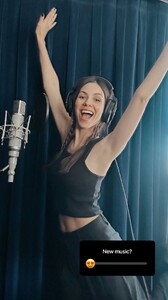 [2025.08.27] victoriajustice_3708638636215158698.jpg