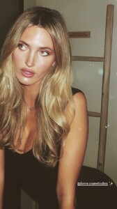 [2025.08.29] lindsaydemyan_3710350278119286210.jpg