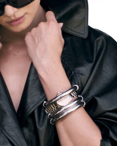 [2025.08.30] jaredjewelers_541183932_18523358674046383_4685459355177782230_n.jpg