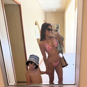 [2025.08.08] ariannyceleste_528687923_18524317330023607_8571781957758034681_n.jpg