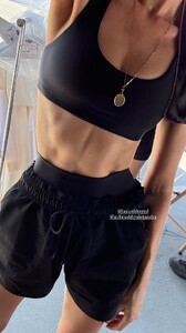 [2025.08.08] hoskelsa_3694390114529966505.jpg