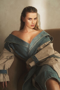 ATrolle - Crawford Portfolio2k - 03.jpg