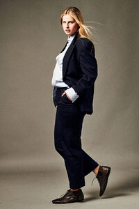 ATrolle - Select portf - gallery_model_7kCX59l6gvMV.jpg