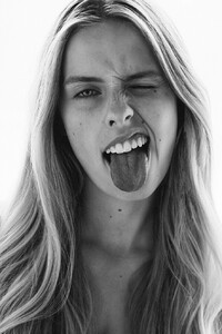 ATrolle - Select portf - gallery_model_8zmuHylsoVBW.jpg