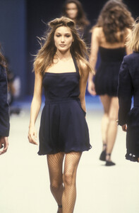 Alberta Ferretti 1991 SS 4.jpg