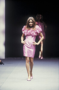 Alberta Ferretti 1991 SS 7.jpg