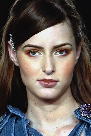 ArroyoJuliana face - f05e.jpg