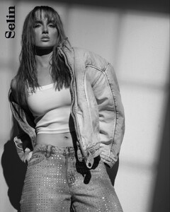 AvaI (IG) - 485630729_18060988736015860_7398129478559273427_n_2025-03-25_1238x1547.jpg