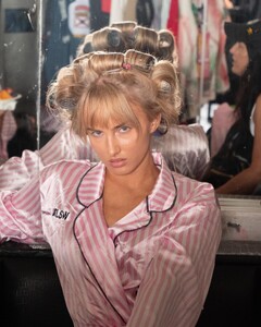 AvaI (IG) - 497928967_17929909686048055_3959056861300626108_n_2025-05-19_1440x1800.jpg