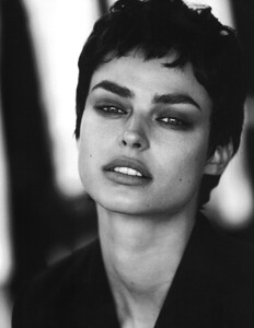 BIRGIT KOS FOR HARPER'S BAZAAR US - 1607973176-c3d61d3edfab0d99f15dd4e757091fb2.jpg