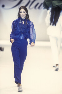 Blumarine 1993 Women RTW 15.jpg