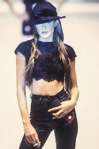 Blumarine 1993 Women RTW 52.jpg