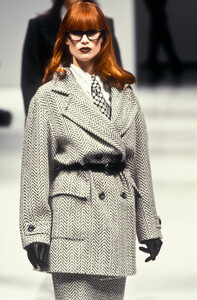 Byblos 1995 Women RTW 40.jpg