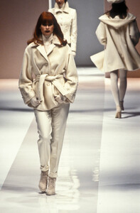 Byblos 1995 Women RTW 81.jpg