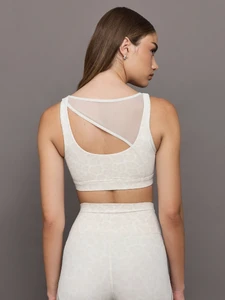 CARB-YD2025LP-SNOWLEO-25FAL-Mesh-Overlay-Bra-color-Snow-Leopard_00030-Edit.webp