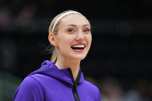 Cameron Brink - Sports Illustrated Swimsuit [2025.08.06] Swim News.jpg