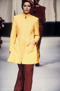 Cher Michel Klein 1993 Women RTW 57.jpg
