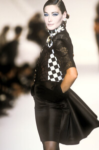 Christian Dior 1991 Women RTW 68.jpg