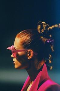 Claude Montana 1995 Women RTW 9.jpg