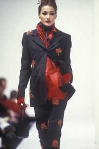 Dolce Gabbana 1992 Women RTW 101.jpg