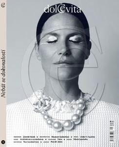 Dolce Vita magazine 11-24_21.jpg